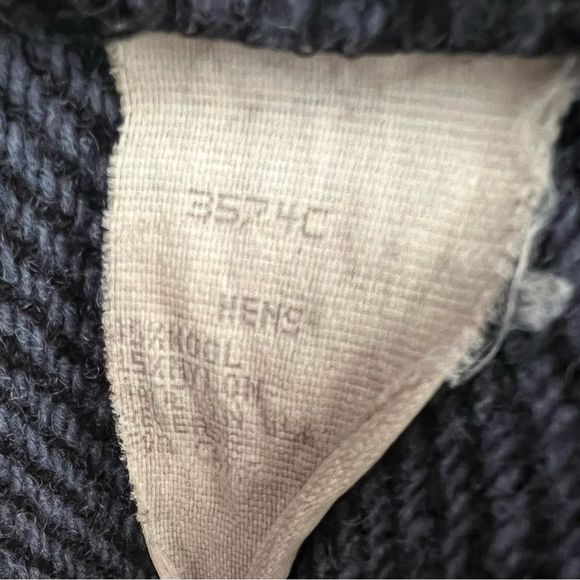 Vintage Woolrich Wool Twill Shirt
Jacket Made In USA Size XL - Picture 7 of 7